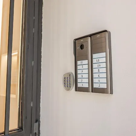 Domus Castello Estense 公寓 *