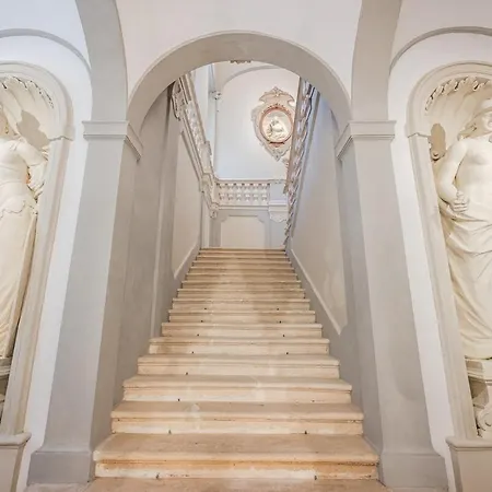 Domus Castello Estense 公寓